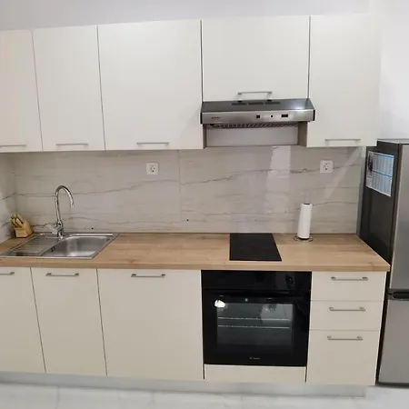 Nina Apartament *